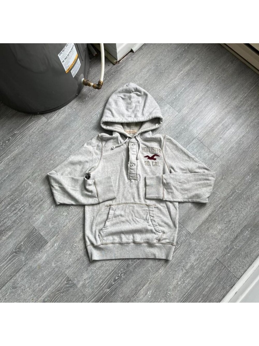 Grey / Burgundy Vintage Early 2000’s Hollister “So Cal” Embroidered Hoodie
